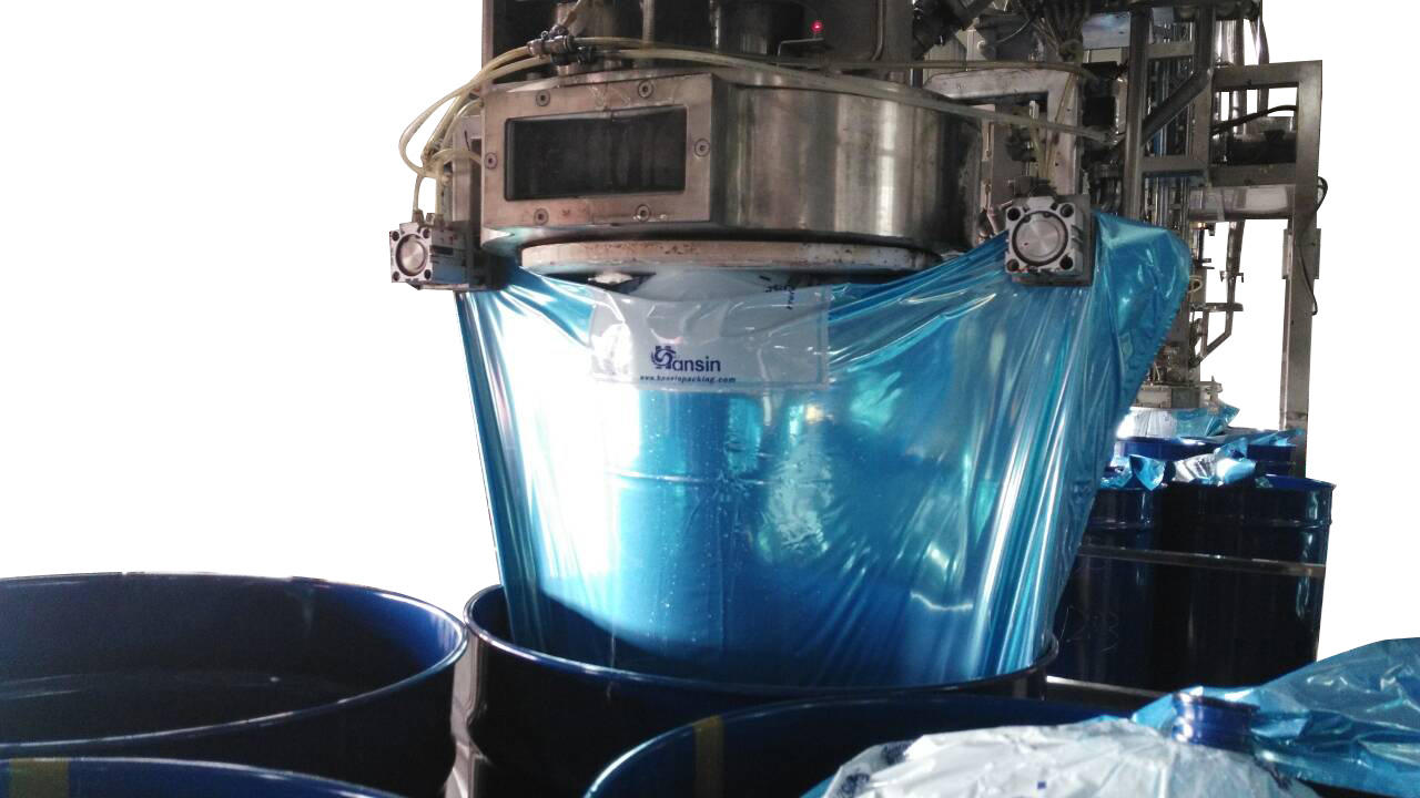 Sterilising process during the filling operation
